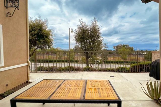 820 E Ruby Lace, Azusa, CA 91702