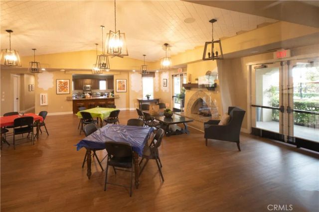 820 E Ruby Lace, Azusa, CA 91702