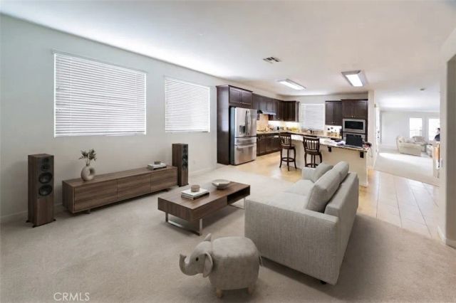 820 E Ruby Lace, Azusa, CA 91702