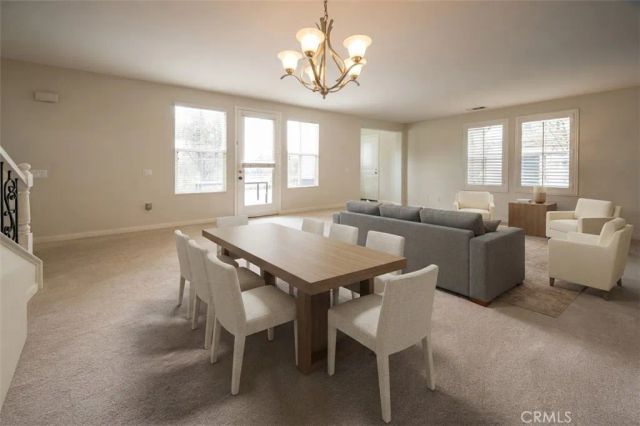820 E Ruby Lace, Azusa, CA 91702