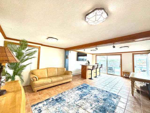 21 Venice 0, Saugus, MA 01906