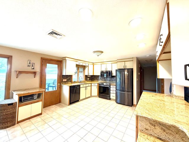 21 Venice 0, Saugus, MA 01906