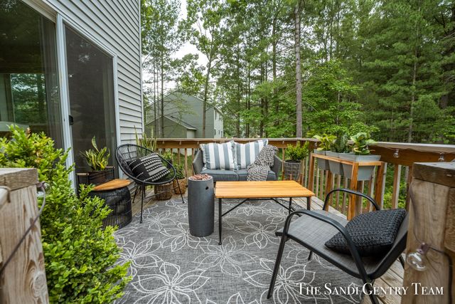 568 N River Hills Drive, Newaygo City, MI 49337