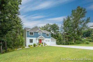 568 N River Hills Drive, Newaygo City, MI 49337