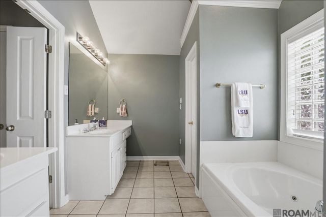 36498 Manchac Crossing Ave, Prairieville, LA 70769