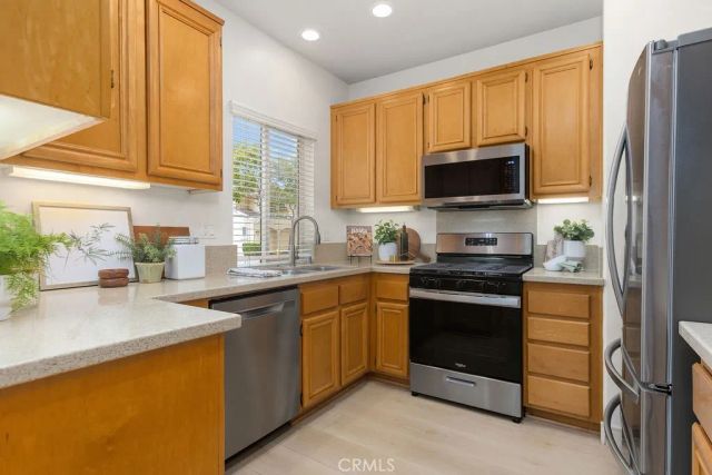 201 Cherrybrook, Irvine, CA 92618