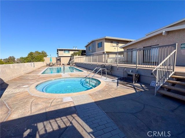 511 Meyer 8, Redondo Beach, CA 90278
