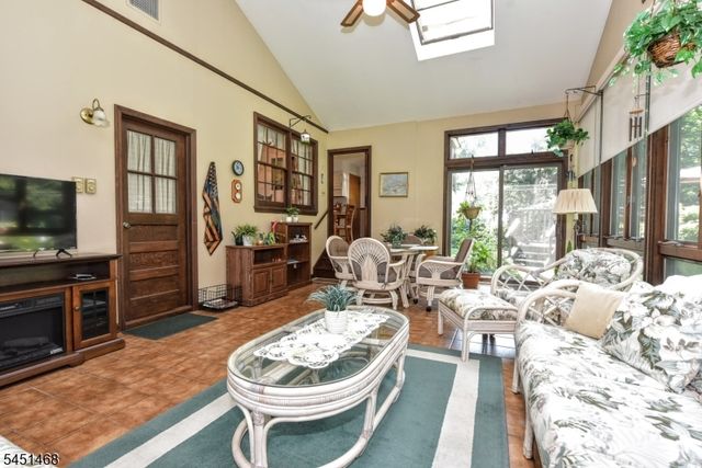 36 Edison Ter, Sparta Twp., NJ 07871
