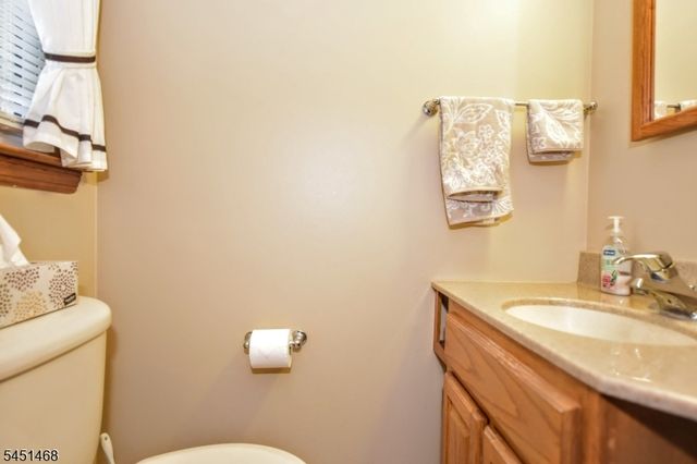 36 Edison Ter, Sparta Twp., NJ 07871