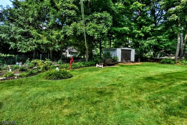 36 Edison Ter, Sparta Twp., NJ 07871