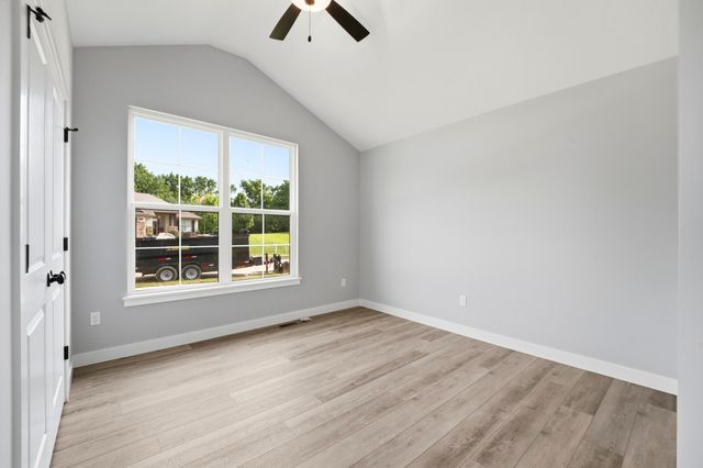 3811 CANYON RIDGE DR, Columbia, MO 65202
