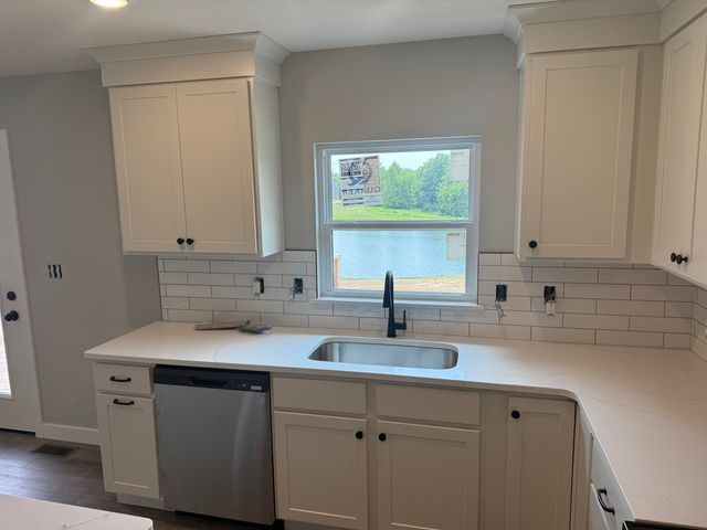 3811 CANYON RIDGE DR, Columbia, MO 65202