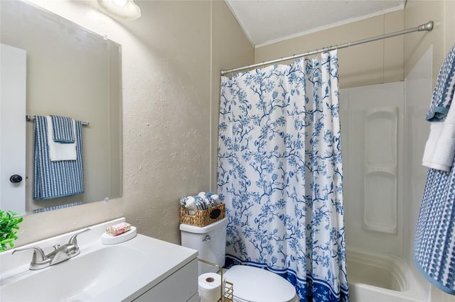 42 County Road 4291, Dayton, TX 77535