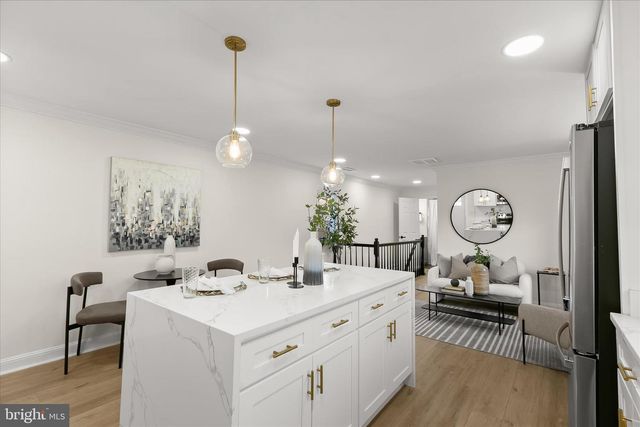 4818 DEANWOOD DR, Capitol Heights, MD 20743