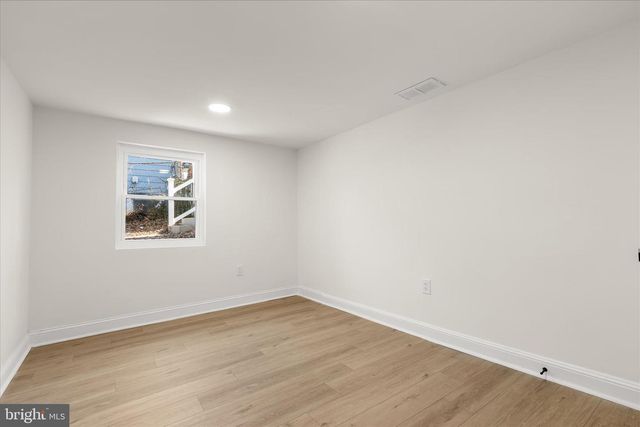 4818 DEANWOOD DR, Capitol Heights, MD 20743