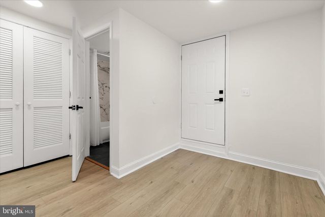 4818 DEANWOOD DR, Capitol Heights, MD 20743