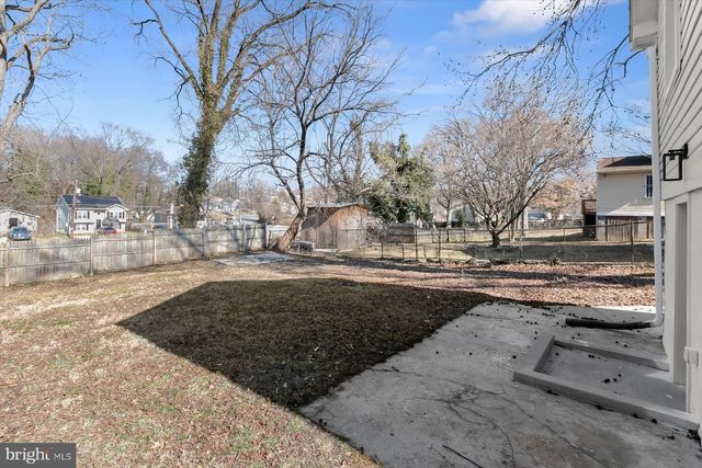 4818 DEANWOOD DR, Capitol Heights, MD 20743