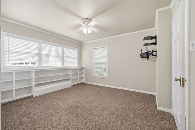 1107 Park Drive, Hillsboro, TX 76645