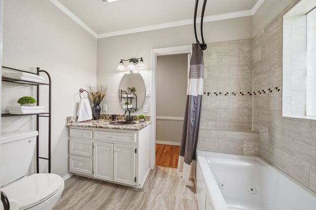 1107 Park Drive, Hillsboro, TX 76645