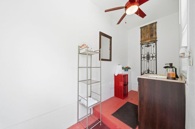1107 Park Drive, Hillsboro, TX 76645