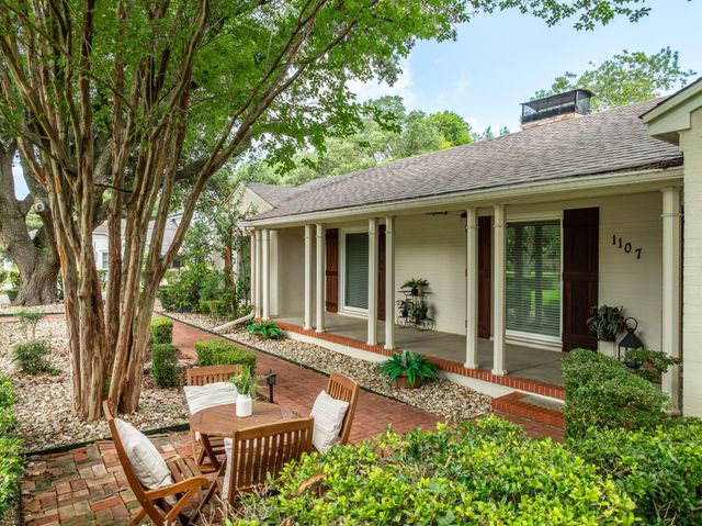 1107 Park Drive, Hillsboro, TX 76645