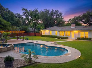 1107 Park Drive, Hillsboro, TX 76645