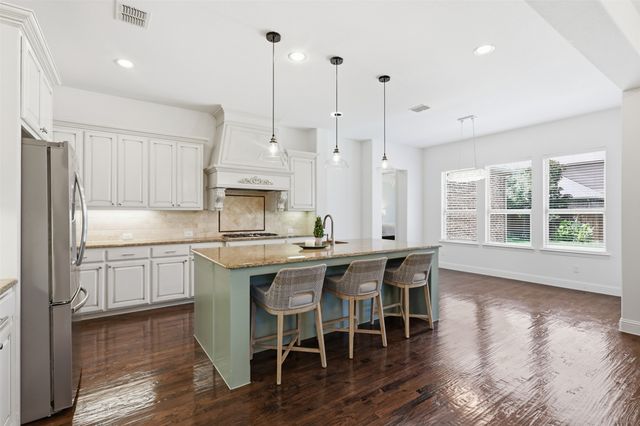 4625 Maverick Way, Carrollton, TX 75010
