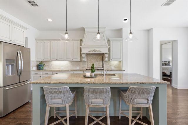 4625 Maverick Way, Carrollton, TX 75010