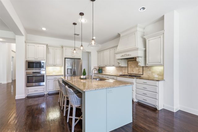 4625 Maverick Way, Carrollton, TX 75010