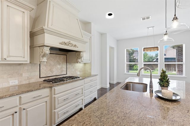 4625 Maverick Way, Carrollton, TX 75010