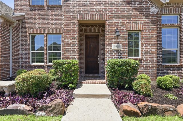 4625 Maverick Way, Carrollton, TX 75010