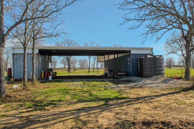 1070 Paradise Oak, Graford, TX 76449