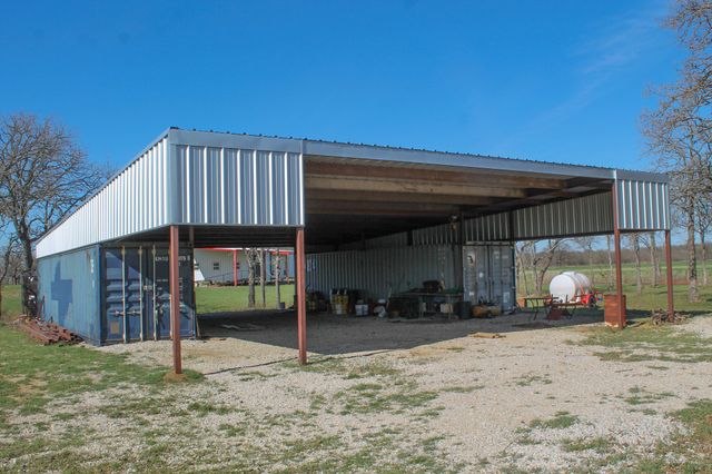 1070 Paradise Oak, Graford, TX 76449