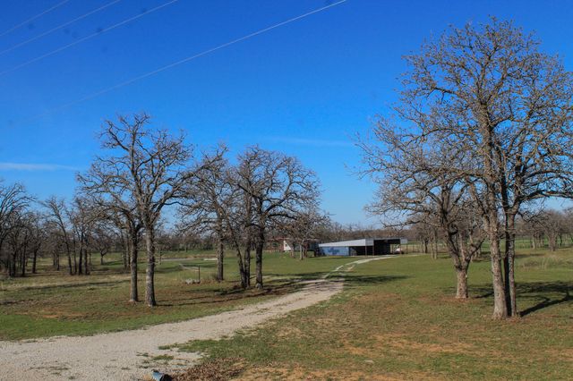 1070 Paradise Oak, Graford, TX 76449