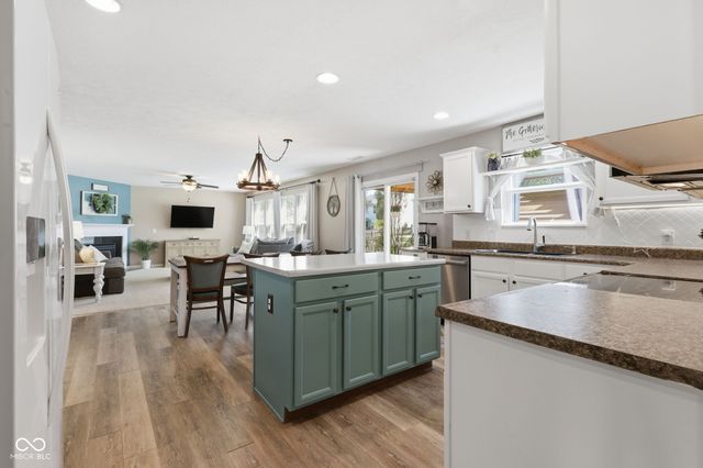 4789 Summit Lake Place, Indianapolis, IN 46239