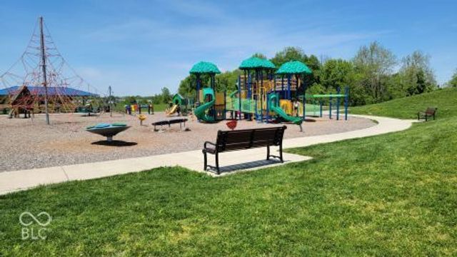 4789 Summit Lake Place, Indianapolis, IN 46239