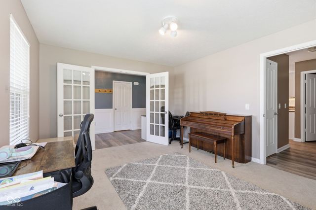 4789 Summit Lake Place, Indianapolis, IN 46239