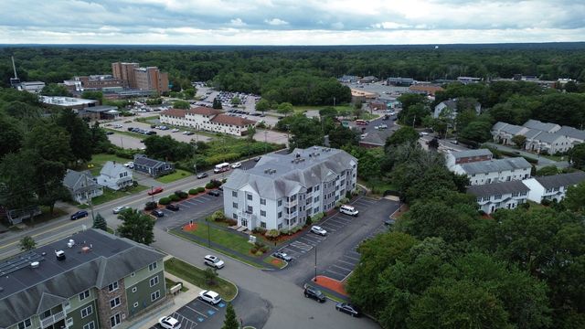 10 Felton St 105, Brockton, MA 02301