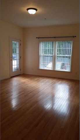 10 Felton St 105, Brockton, MA 02301