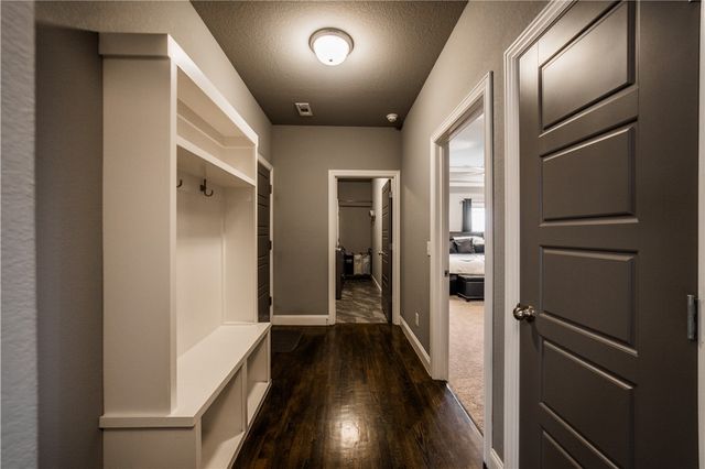 5805 W Murfield Drive, Rogers, AR 72758