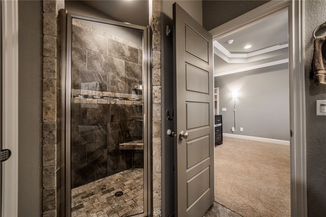 5805 W Murfield Drive, Rogers, AR 72758