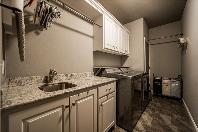 5805 W Murfield Drive, Rogers, AR 72758