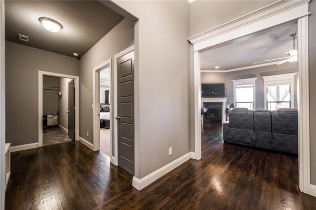 5805 W Murfield Drive, Rogers, AR 72758