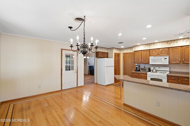 49 Westport Drive, Toms River, NJ 08757