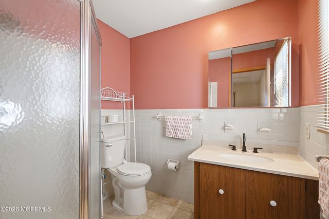 49 Westport Drive, Toms River, NJ 08757