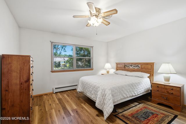 49 Westport Drive, Toms River, NJ 08757