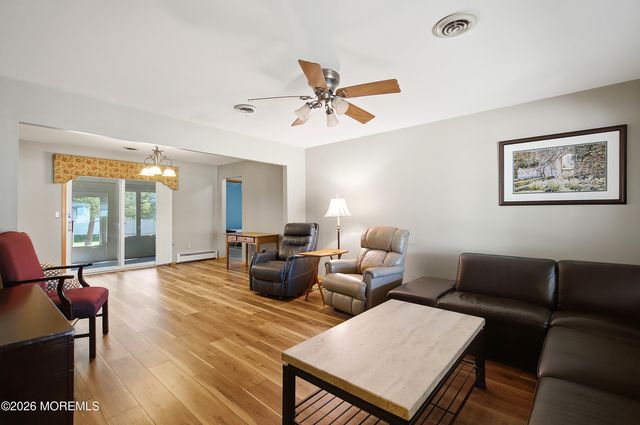 49 Westport Drive, Toms River, NJ 08757