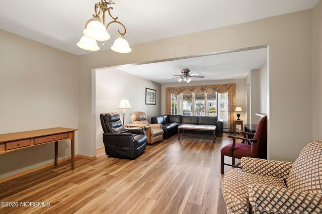49 Westport Drive, Toms River, NJ 08757