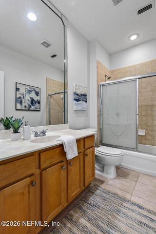 7883 CHASE MEADOWS Drive E, Jacksonville, FL 32256