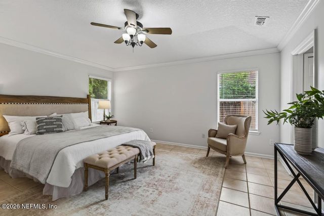 7883 CHASE MEADOWS Drive E, Jacksonville, FL 32256